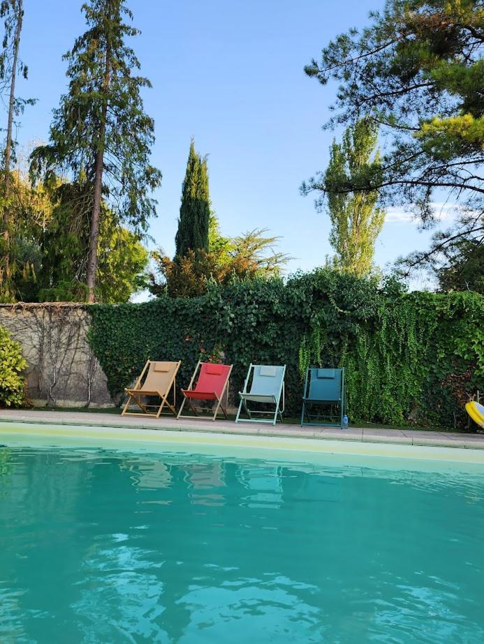 Gite Le Bonheur Hiersac Exterior photo